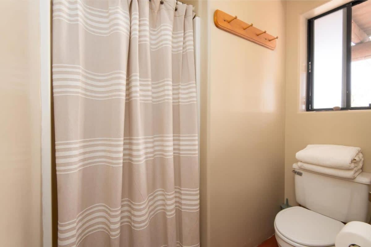 Renovated Lodge - Room 2 With Pool Access Джошуа-Три Экстерьер фото