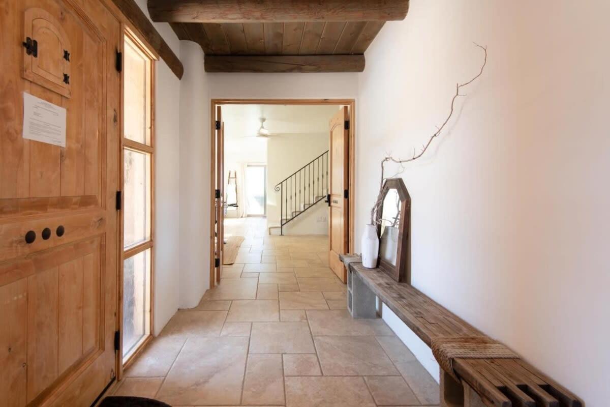 Renovated Lodge - Room 2 With Pool Access Джошуа-Три Экстерьер фото